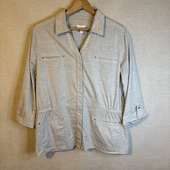 Chicos Womens Gray Roll Tab Sleeve Top Size XL Snap Closure Front Pockets Cotton - Picture 1 of 7